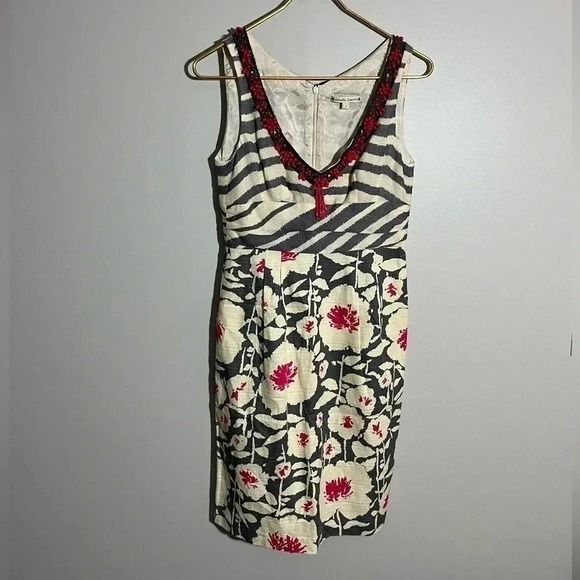 Nanette Lepore Dresses & Skirts - Nanette Lepore Beaded V-Neck Striped Floral Sheath Dress Pink Gray Size 4